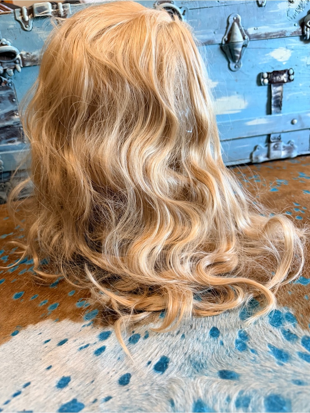 Long golden blonde wig